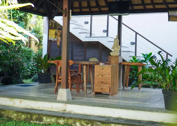 Guest house Rumah Taman Ubud 3*