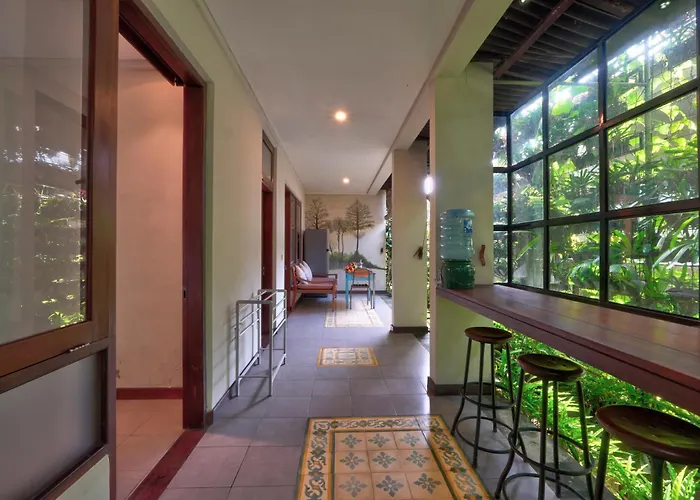 Rumah Taman Ubud Guest house